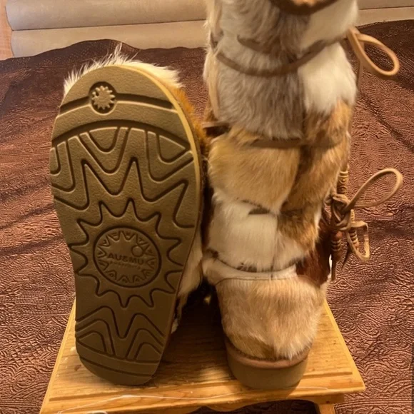 ❄️❄️NEW AUMU Fur Boots❄️❄️ - Picture 5 of 6